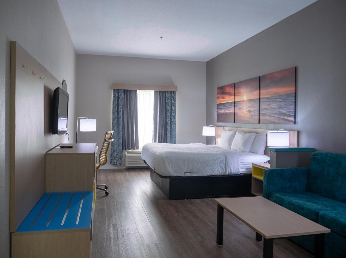Days Inn & Suites By Wyndham Savannah North I-95 Port Wentworth Eksteriør billede