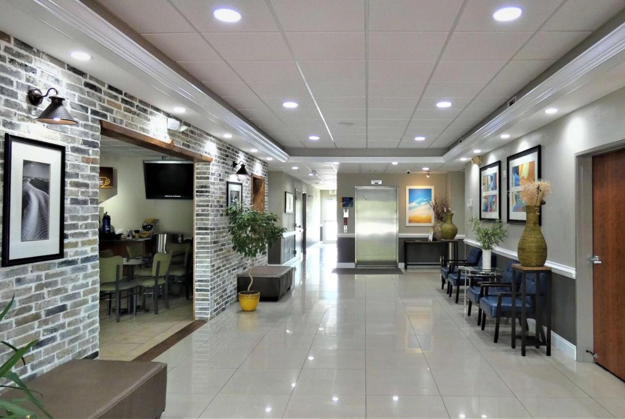 Days Inn & Suites By Wyndham Savannah North I-95 Port Wentworth Eksteriør billede